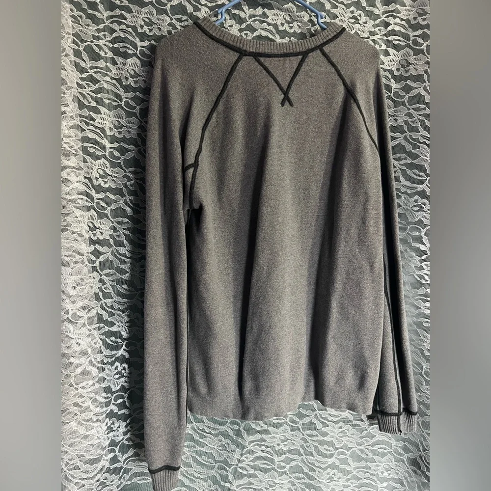 Eddie Bauer Men’s Gray Fitted Crewneck Sweater Size XL - Picture 4 of 6